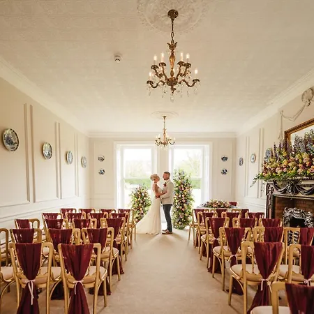 Pinchinthorpe Hall * Guisborough