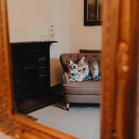 Pinchinthorpe Hall Hotel *